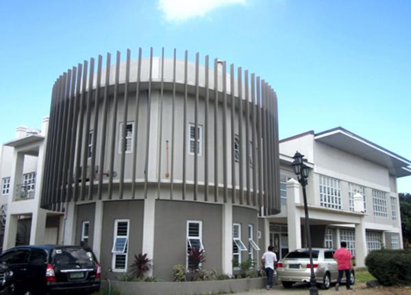 First environment laboratory in the Philippines operated by a local government